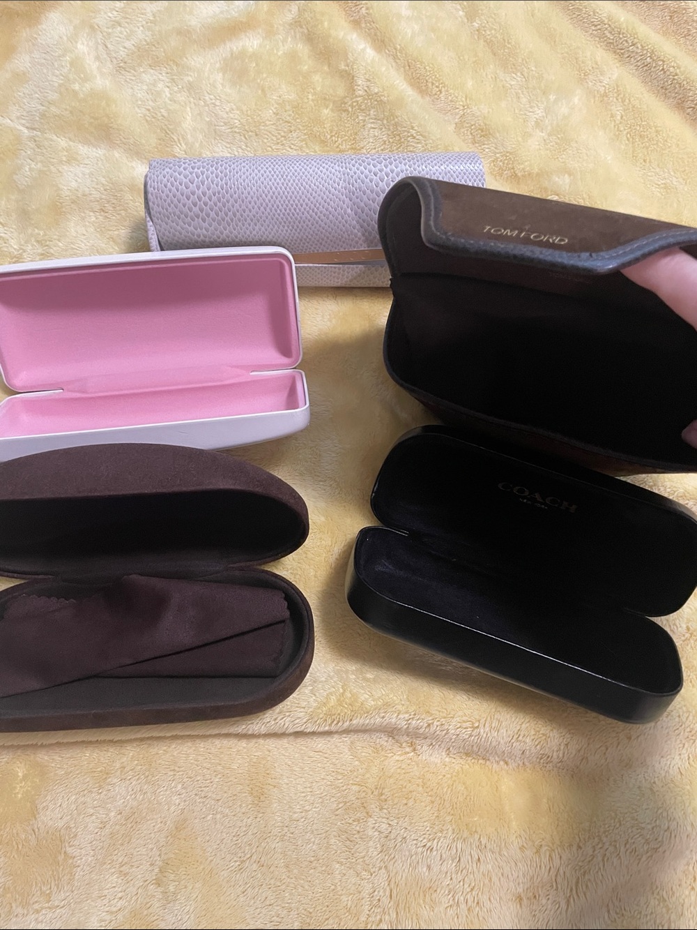 Assorted Dust bags and Glasses Case Bundle - Offers welcome!!! - Picture 8 of 12